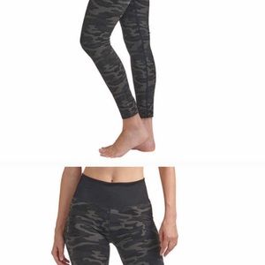 New Splendid Women's Black Camo Print Leggings